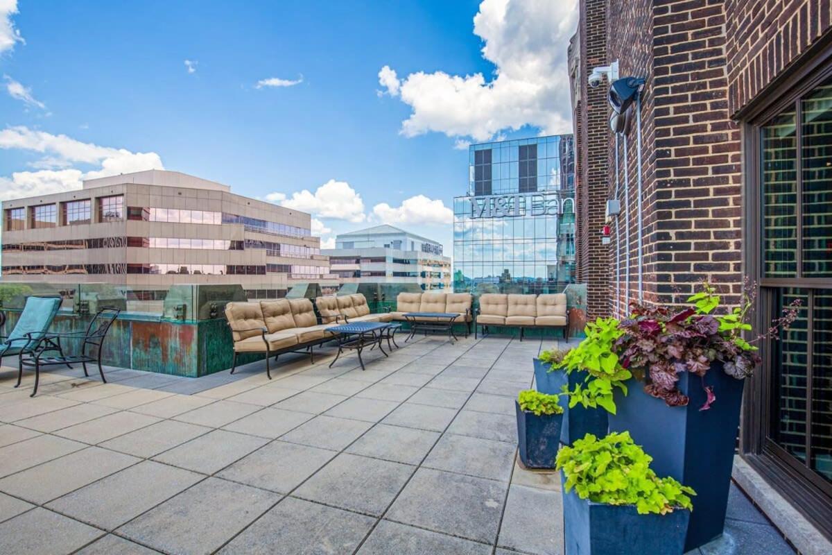 2B 2Ba Luxury Downtown Suite Rooftop Deck & Gym Baltimore Exterior foto